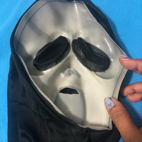 Ghostface Scream Mask Halloween Costume Easter Unlimited Inc. - Picture 5 of 8